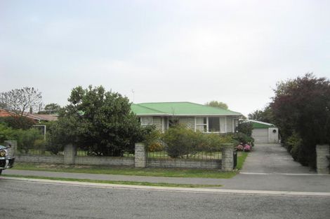 Photo of property in 7 Shelley Street, Rolleston, 7614