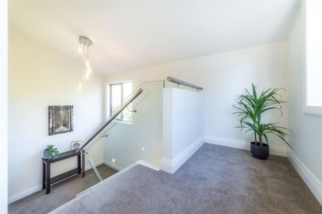 Photo of property in 102a Beach Road, Castor Bay, Auckland, 0620