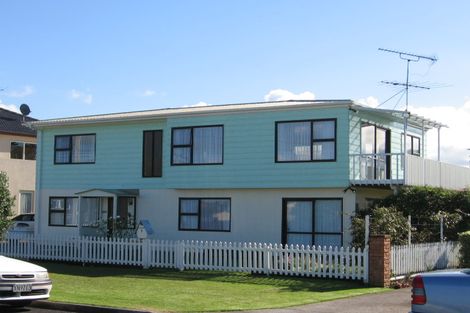 Photo of property in 7 Empire Road, Orewa, 0931