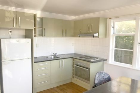 Photo of property in 4/12 Waiohua Road, Greenlane, Auckland, 1061