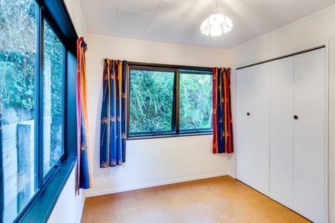 Photo of property in 27 Burns Road, Hospital Hill, Napier, 4110
