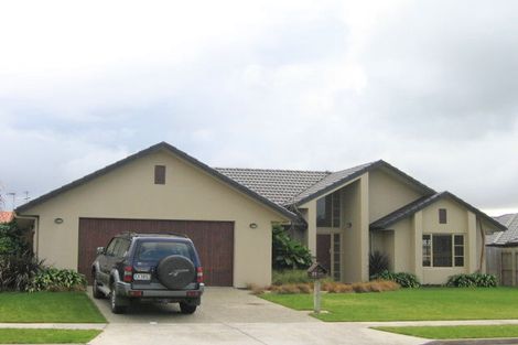 Photo of property in 39 Wayne Francis Drive, East Tamaki, Auckland, 2016