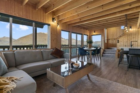 Photo of property in 13b Maxwell Place, Queenstown, 9300