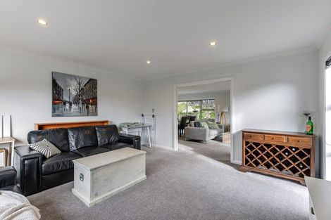 Photo of property in 127 Atawhai Road, Fitzherbert, Palmerston North, 4410