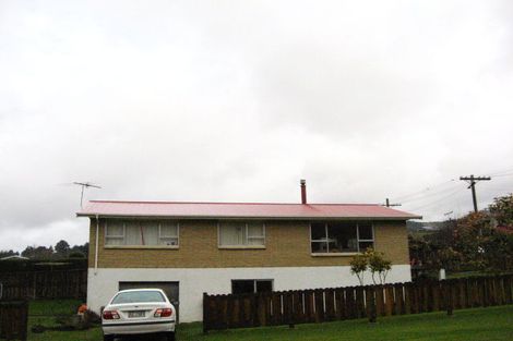 Photo of property in 28 Blackman Avenue, Sawyers Bay, Port Chalmers, 9023