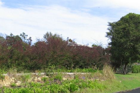 Photo of property in 15 Spargo Road, Massey, Auckland, 0614