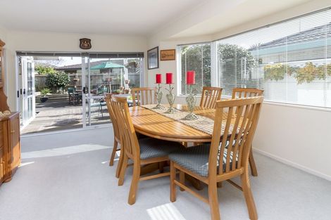 Photo of property in 1/1 Amberwood Drive, Northpark, Auckland, 2013