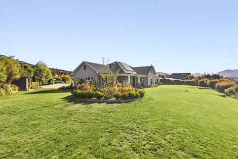 Photo of property in 31 Matheson Crescent, Albert Town, Wanaka, 9305