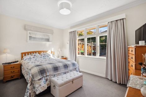 Photo of property in 154 Easther Crescent, Kew, Dunedin, 9012