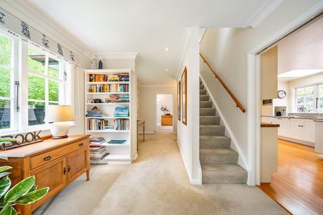 Photo of property in 88 Pinehaven Road, Pinehaven, Upper Hutt, 5019