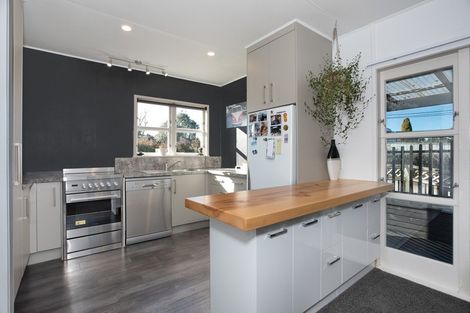 Photo of property in 10 Armagh Terrace, Marton, 4710