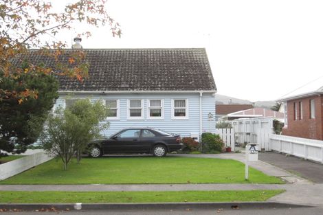 Photo of property in 13 Bush Street, Naenae, Lower Hutt, 5011