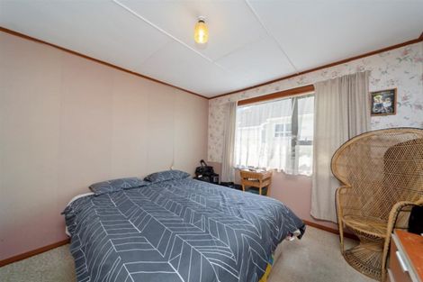 Photo of property in 174 South Road, Hawera, 4610