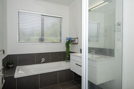 Photo of property in 5 North Crest Drive, Onerahi, Whangarei, 0110