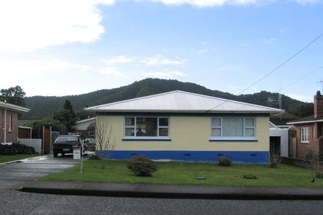 Photo of property in 8 Wallace Street, Regent, Whangarei, 0112