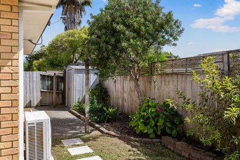 Photo of property in 12 Dan Tori Place, Orewa, 0931