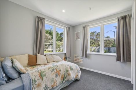 Photo of property in 2 Mascot Street, Tawa, Wellington, 5028