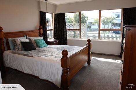 Photo of property in 10 Harpham Street, Taradale, Napier, 4112