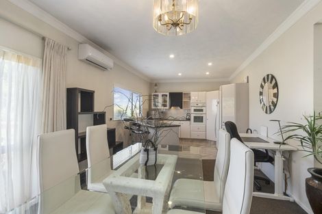 Photo of property in 91 Beatty Road, Pukekohe, 2120