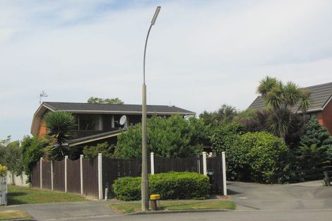 Photo of property in 18 Ketton Place, St Albans, Christchurch, 8052