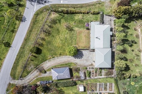 Photo of property in 39 Domain Road, Bannockburn, Cromwell, 9384