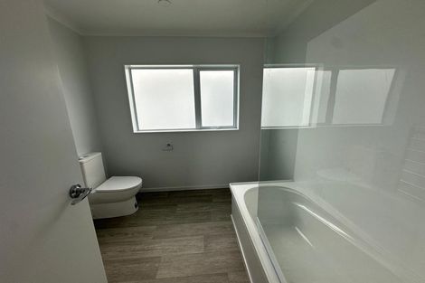 Photo of property in 35b Royston Street, Rosehill, Papakura, 2113