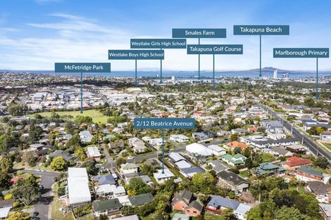 Photo of property in 2/12 Beatrice Avenue, Hillcrest, Auckland, 0627