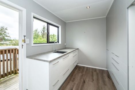 Photo of property in 16 Hickson Street, Featherston, 5710