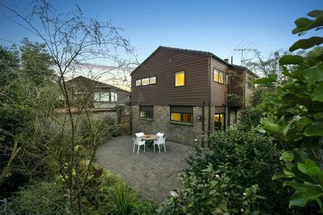 Photo of property in 3/11 Faulkner Road, Northcote Point, Auckland, 0627