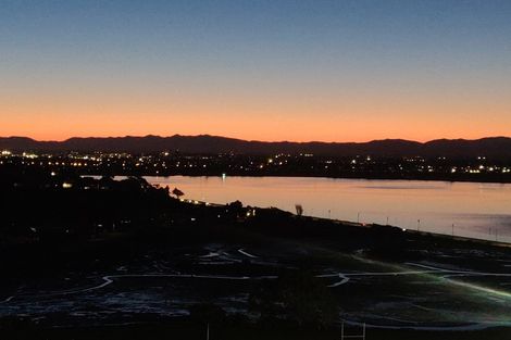 Photo of property in 2/56 Balmoral Lane, Redcliffs, Christchurch, 8081