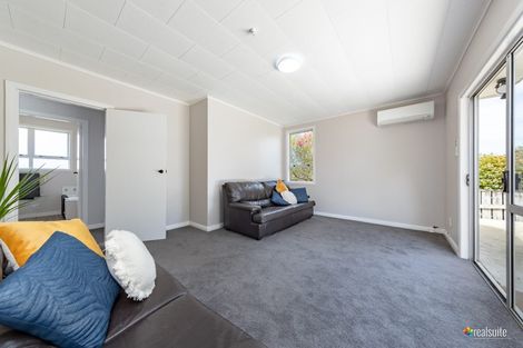 Photo of property in 114 Te Pene Avenue, Titahi Bay, Porirua, 5022