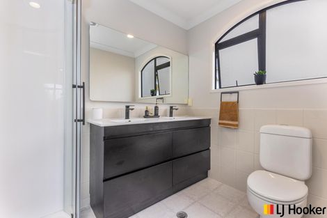 Photo of property in 9 Crannich Place, Wattle Downs, Auckland, 2103