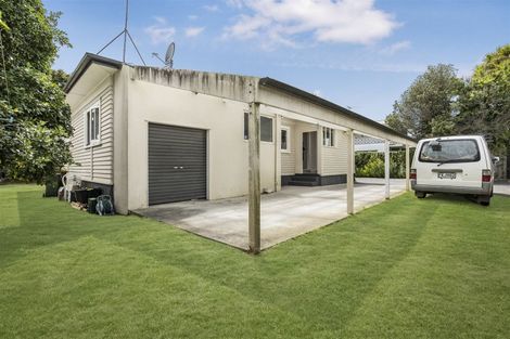 Photo of property in 51 Great South Road, Papakura, 2110