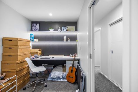 Photo of property in 11 Marbleleaf Lane, Albert Town, Wanaka, 9305