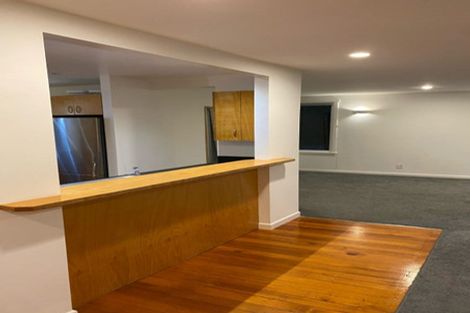 Photo of property in 25 Te Awakura Terrace, Mount Pleasant, Christchurch, 8081
