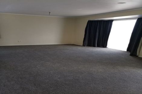 Photo of property in 22 Greenstone Place, Clover Park, Auckland, 2019