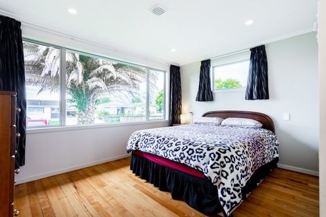 Photo of property in 4 Ponderosa Grove, Maoribank, Upper Hutt, 5018