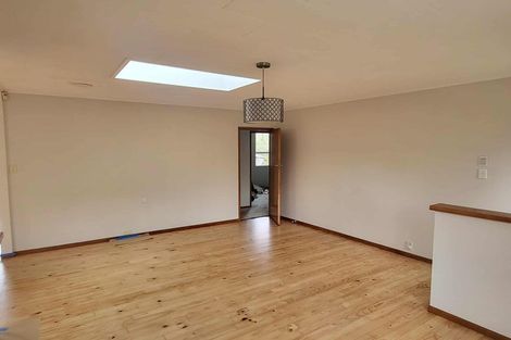 Photo of property in 50 Gossamer Drive, Pakuranga Heights, Auckland, 2010