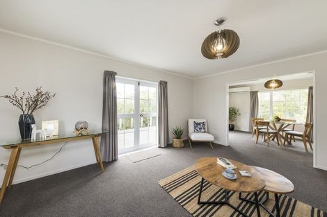 Photo of property in 155 Summerhill Drive, Fitzherbert, Palmerston North, 4410
