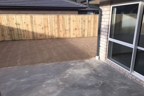 Photo of property in 4 Cory Jane Grove, Riverstone Terraces, Upper Hutt, 5018