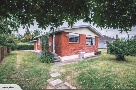 Photo of property in 50c Braid Road, St Andrews, Hamilton, 3200