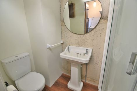 Photo of property in 37 Dowling Street, Dunedin Central, Dunedin, 9016