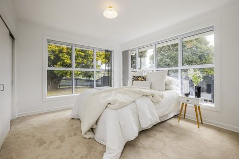 Photo of property in 5 Bunnythorpe Road, Papakura, 2110