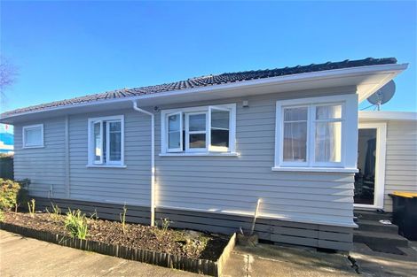 Photo of property in 1/42 Parkers Road, Tahunanui, Nelson, 7011