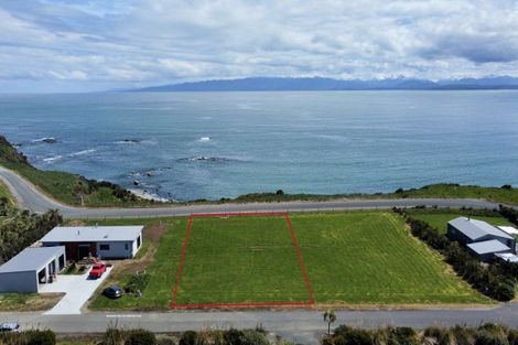 Photo of property in 5 Tamatea Street, Pahia, Riverton, 9881