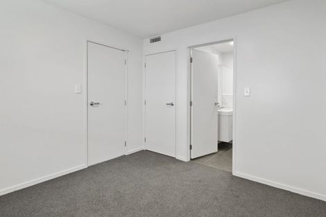 Photo of property in 1m/4045 Great North Road, Glen Eden, Auckland, 0602