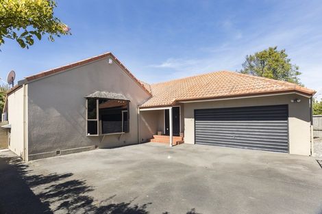 Photo of property in 30 Hamilton Avenue, Ilam, Christchurch, 8041