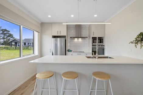 Photo of property in 94 Mirikau Road, Warea, New Plymouth, 4381