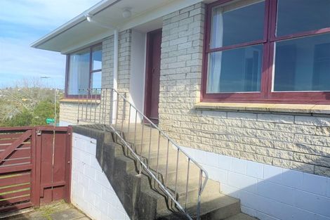 Photo of property in 1/17 Orton Street, Glenfield, Auckland, 0627