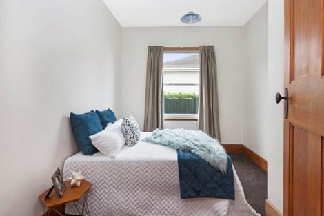 Photo of property in 244 Edgeware Road, Edgeware, Christchurch, 8013